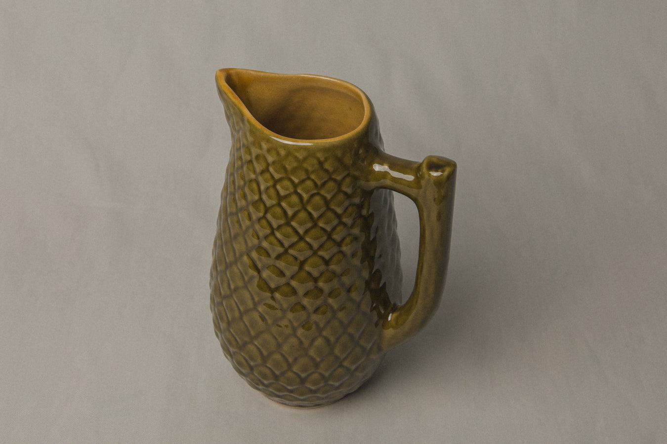Pine cone PITCHER _ 1184