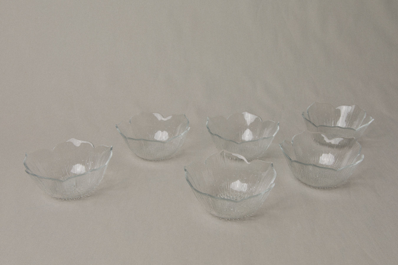 Set of five textured glass BOWLS small _ 1203