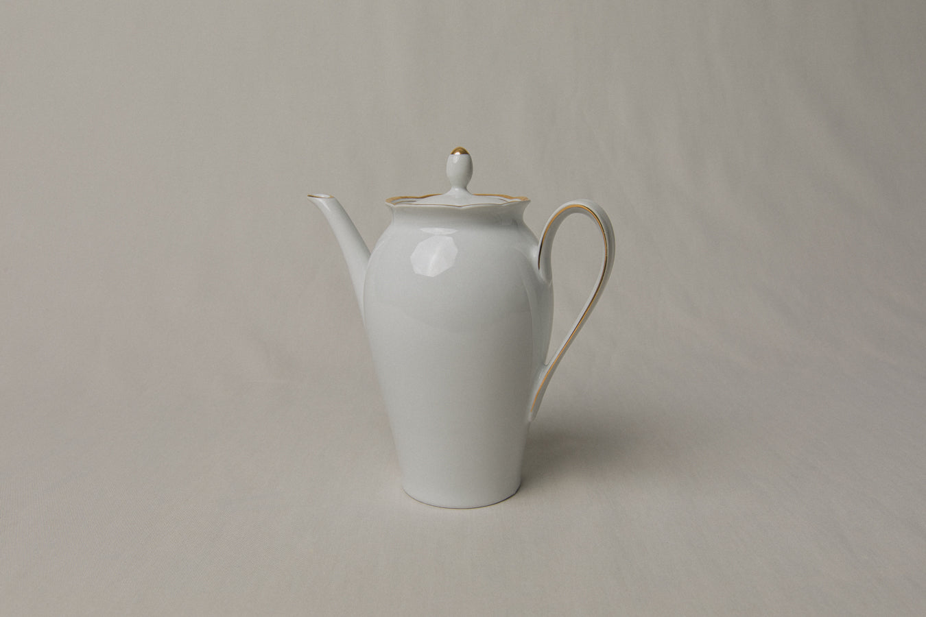 Vintage porcelain COFFEE POT with gold stripe _ 1217