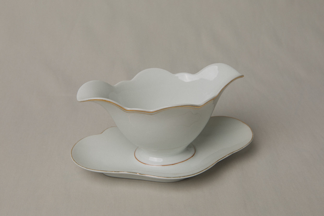 Vintage porcelain SAUCE DISH with gold stripe _ 1222