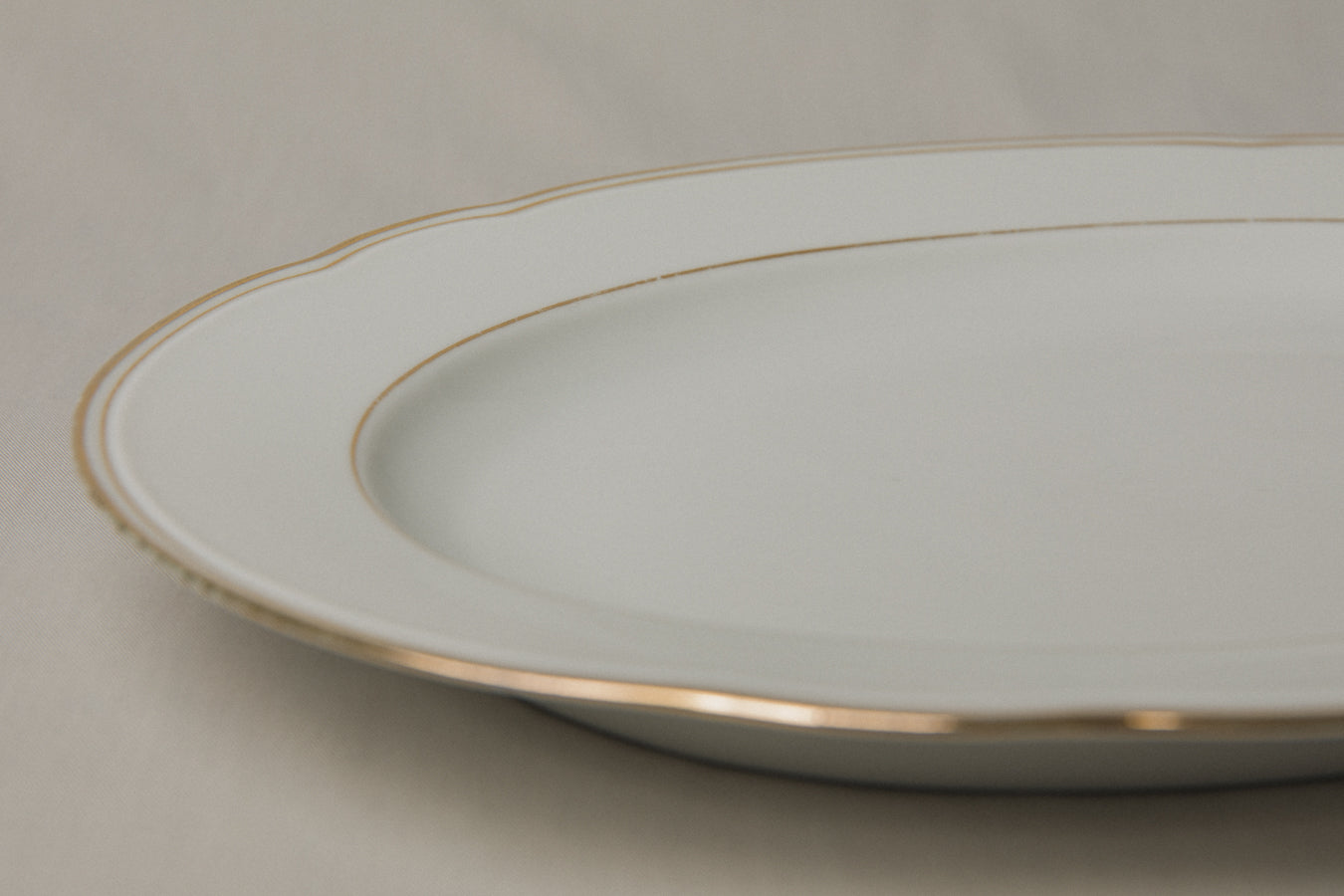 Vintage porcelain oval SERVING DISH with gold stripe _ 1239