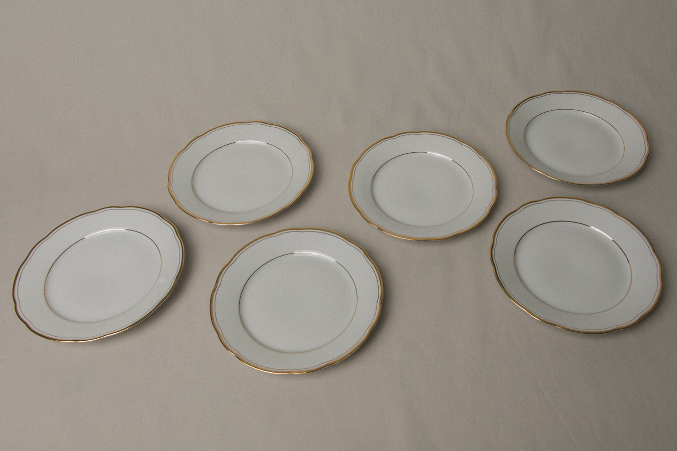 Set of six vintage porcelain SIDE PLATES with gold stripe _ 1243