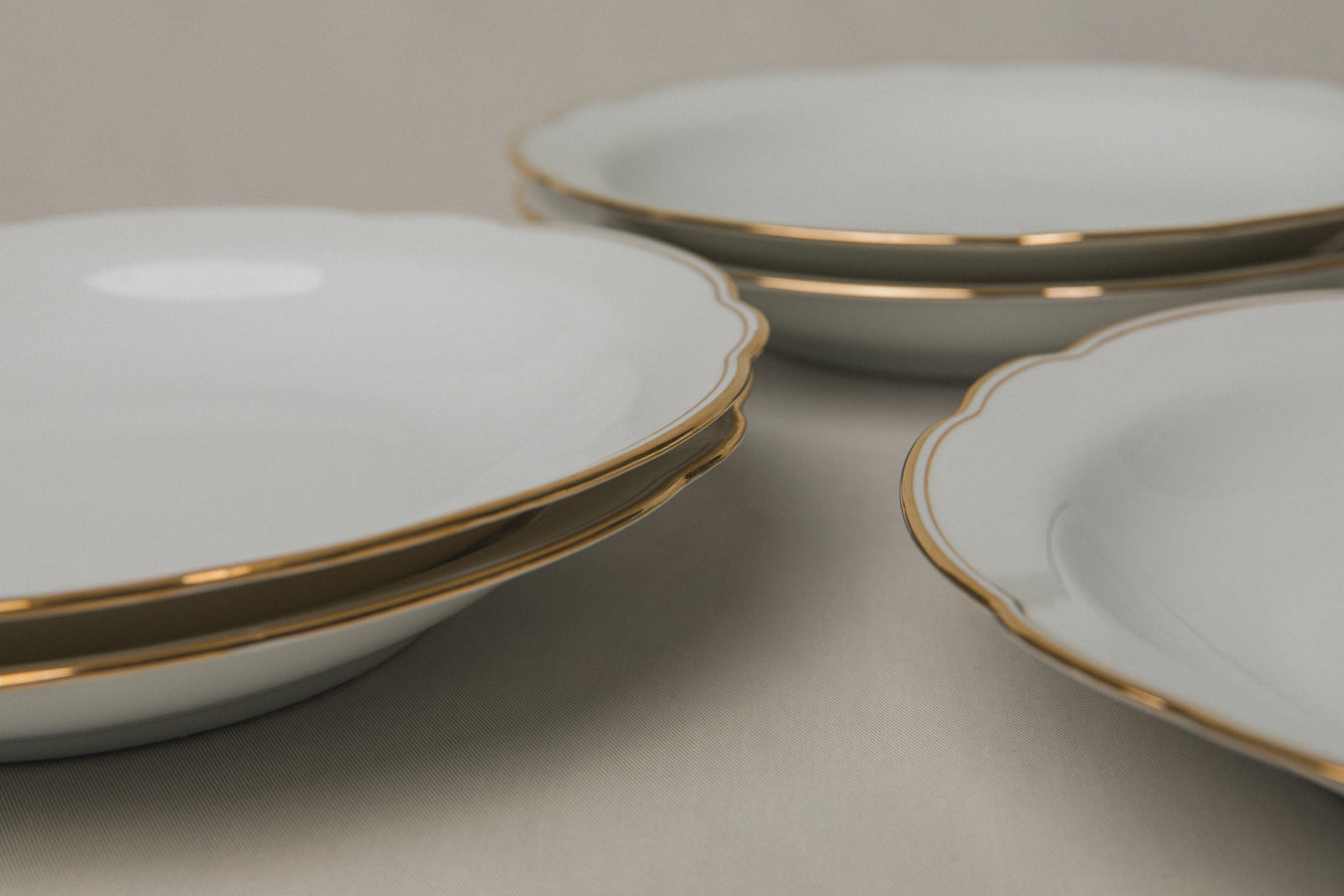 Set of six vintage porcelain SOUP PLATES with gold stripe _ 1245