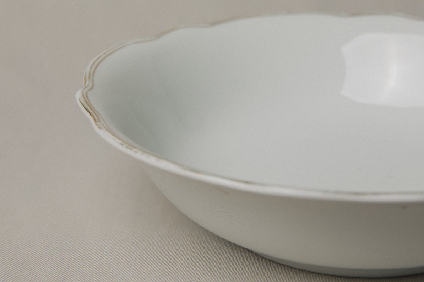 Vintage porcelain SERVING BOWL with gold stripe _ 1252