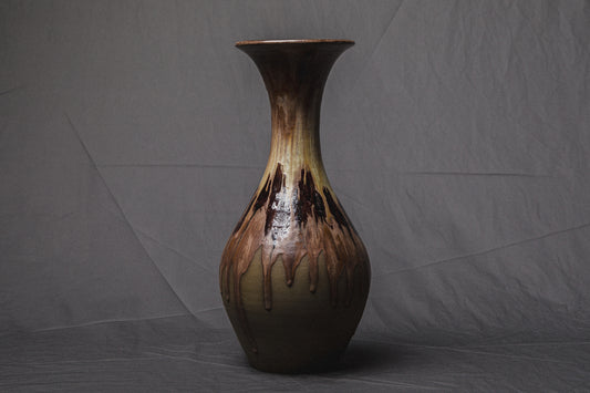 Large VASE by Éva Bod _ 900