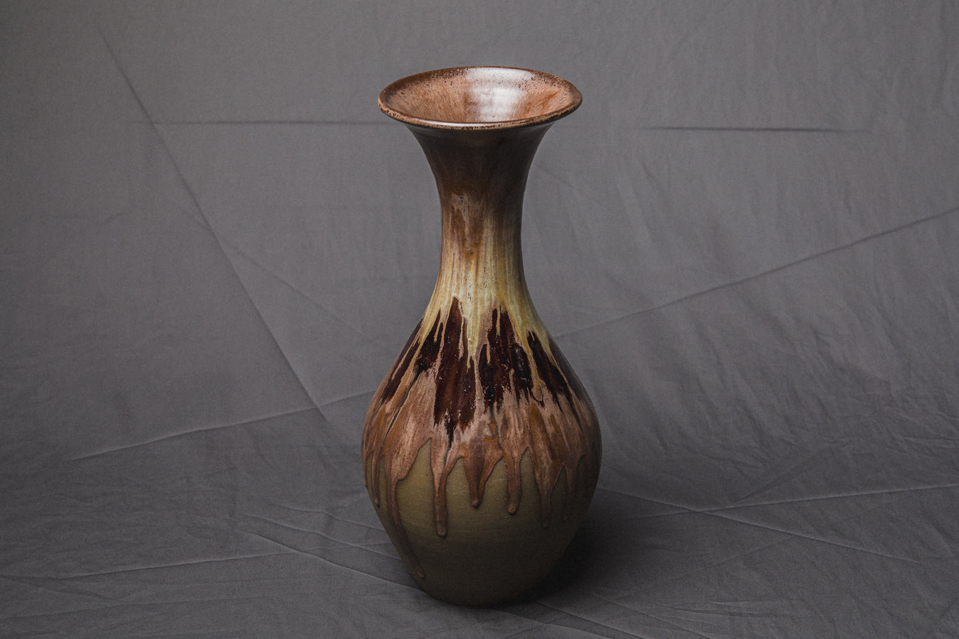 Large VASE by Éva Bod _ 900