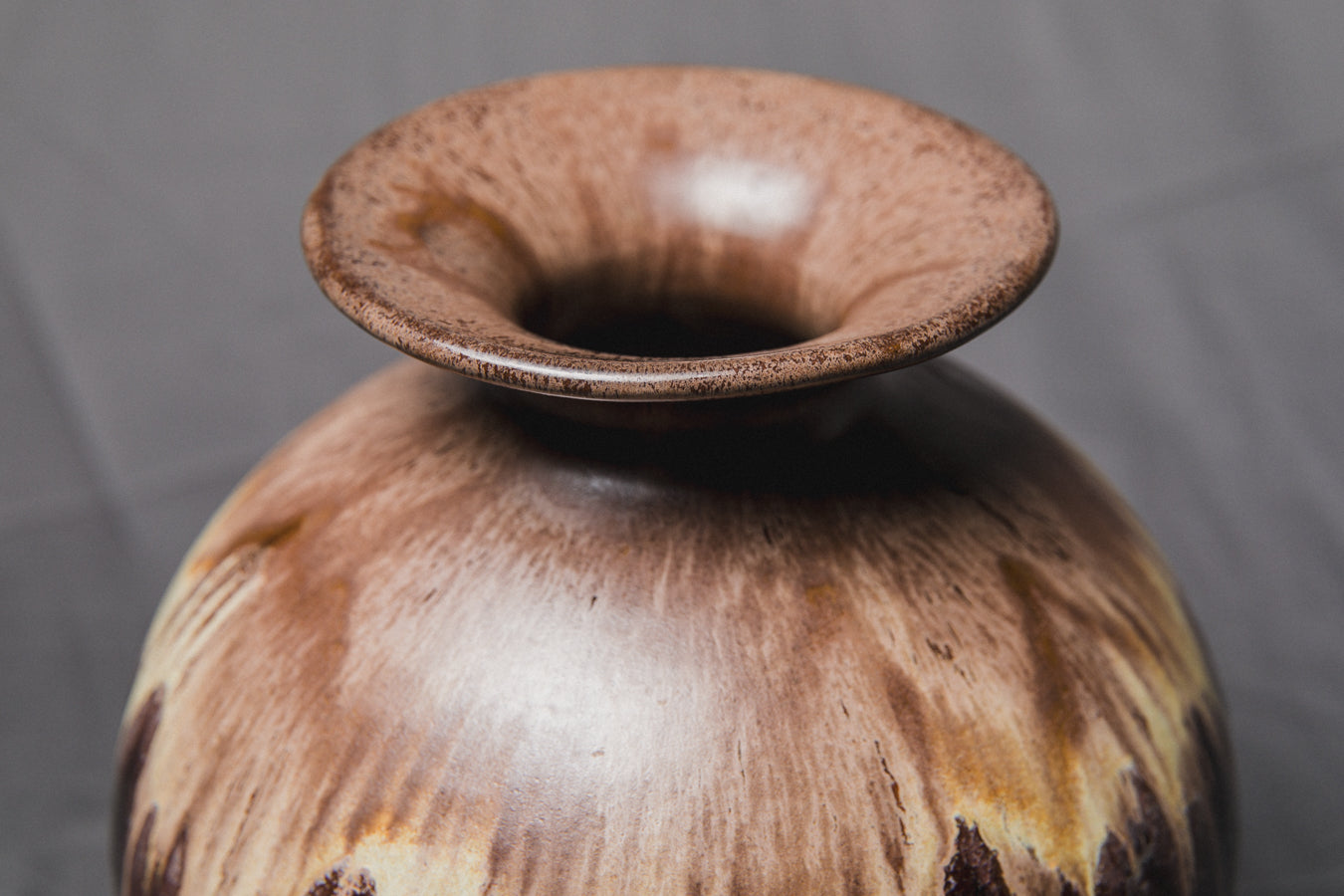 Sphere VASE by Éva Bod _ 904