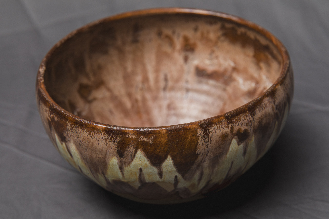 Signed BOWL by Éva Bod