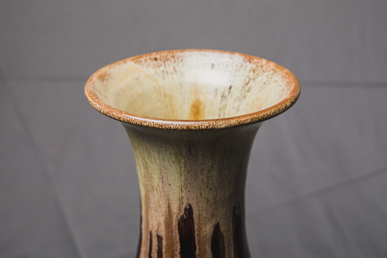 Large VASE by Éva Bod _ 909R