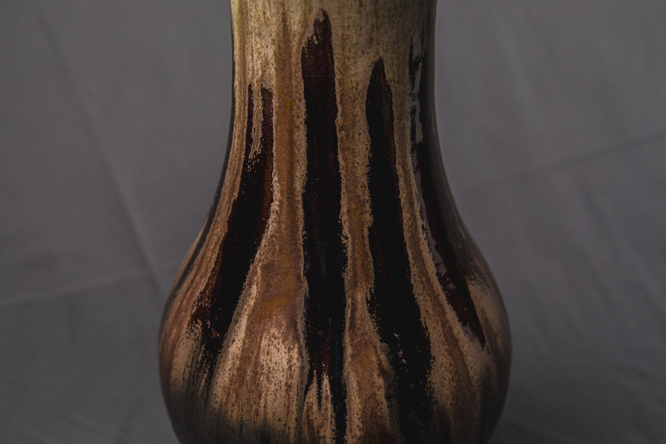 Large VASE by Éva Bod _ 909R