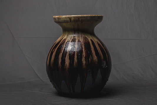 Sphere VASE by Éva Bod _ 913