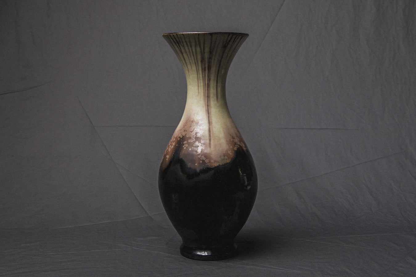 Large VASE by Éva Bod _ 918R