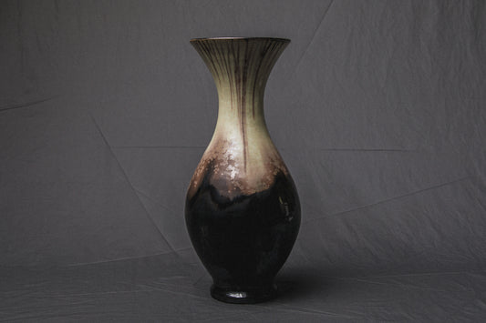 Large VASE by Éva Bod _ 918R