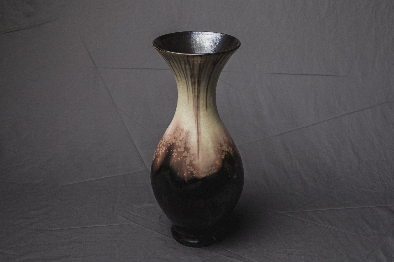 Large VASE by Éva Bod _ 918R