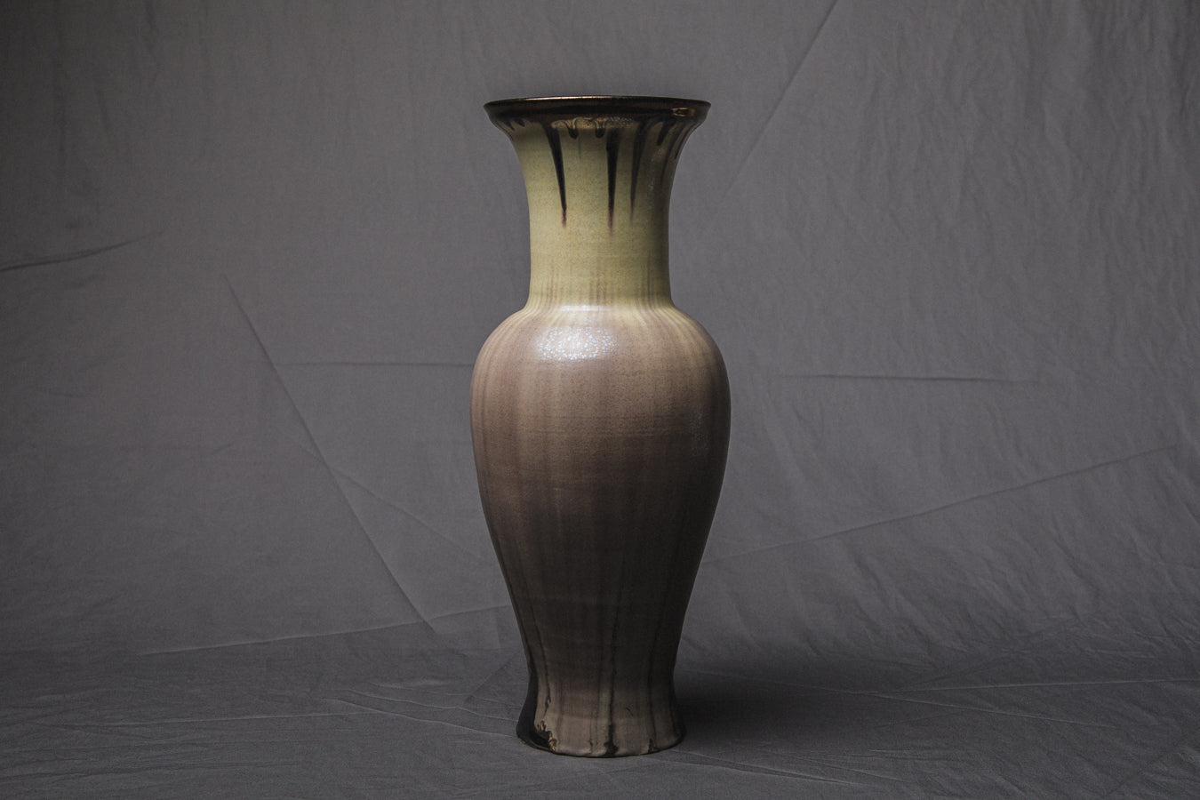 Large VASE by Éva Bod _ 919