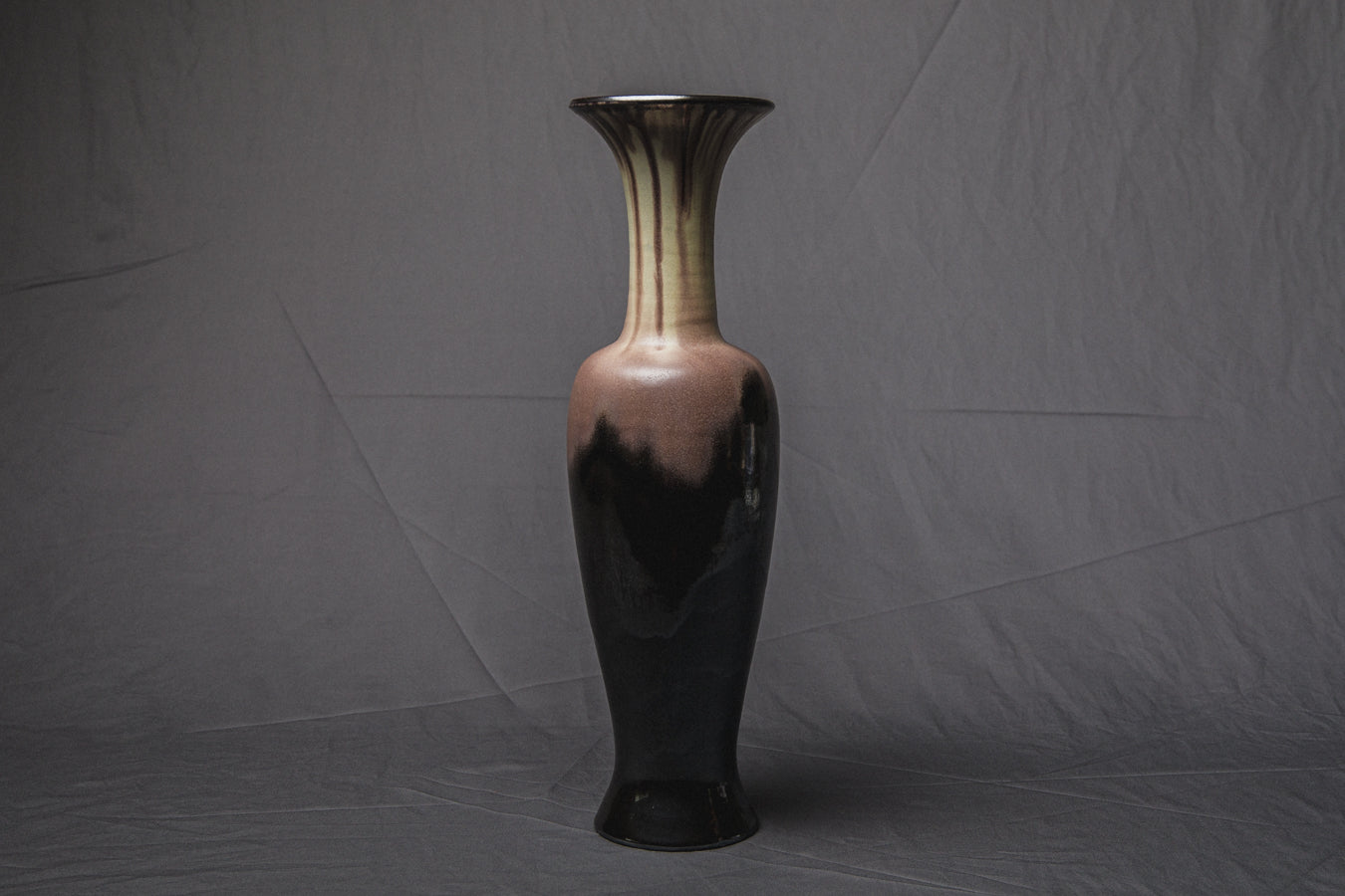 Large VASE by Éva Bod _ 920