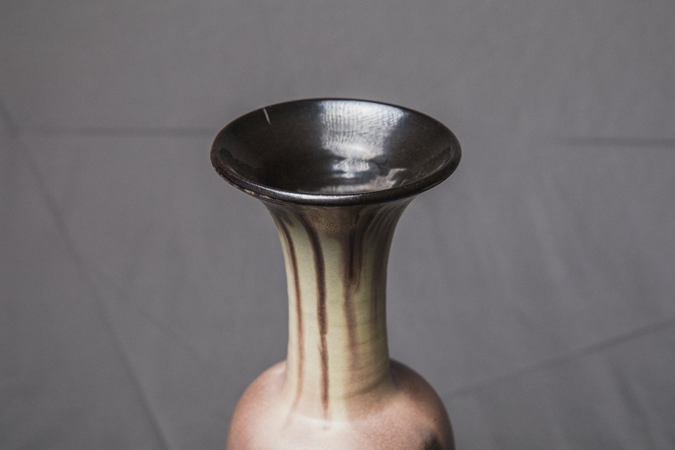 Large VASE by Éva Bod _ 920