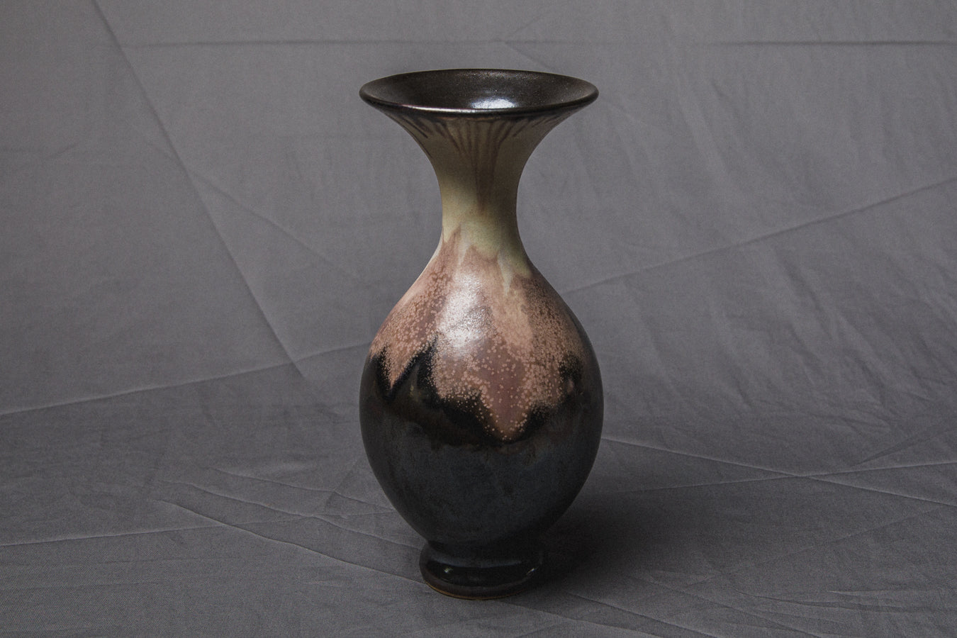 VASE by Éva Bod _ 924