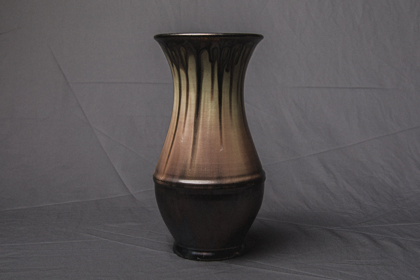 VASE by Éva Bod _ 929R