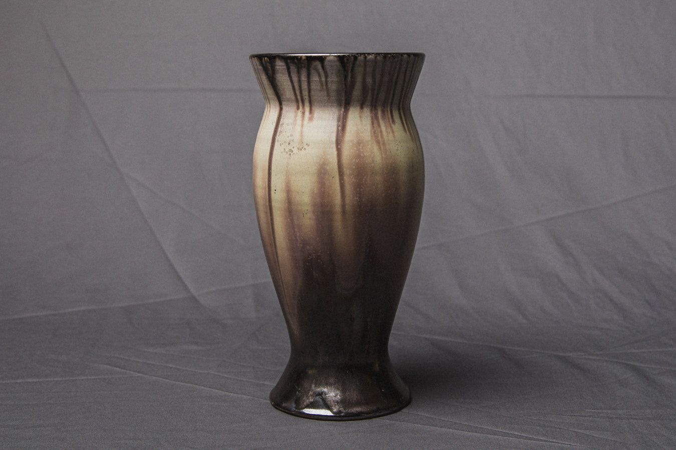 Urn VASE by Éva Bod _ 932