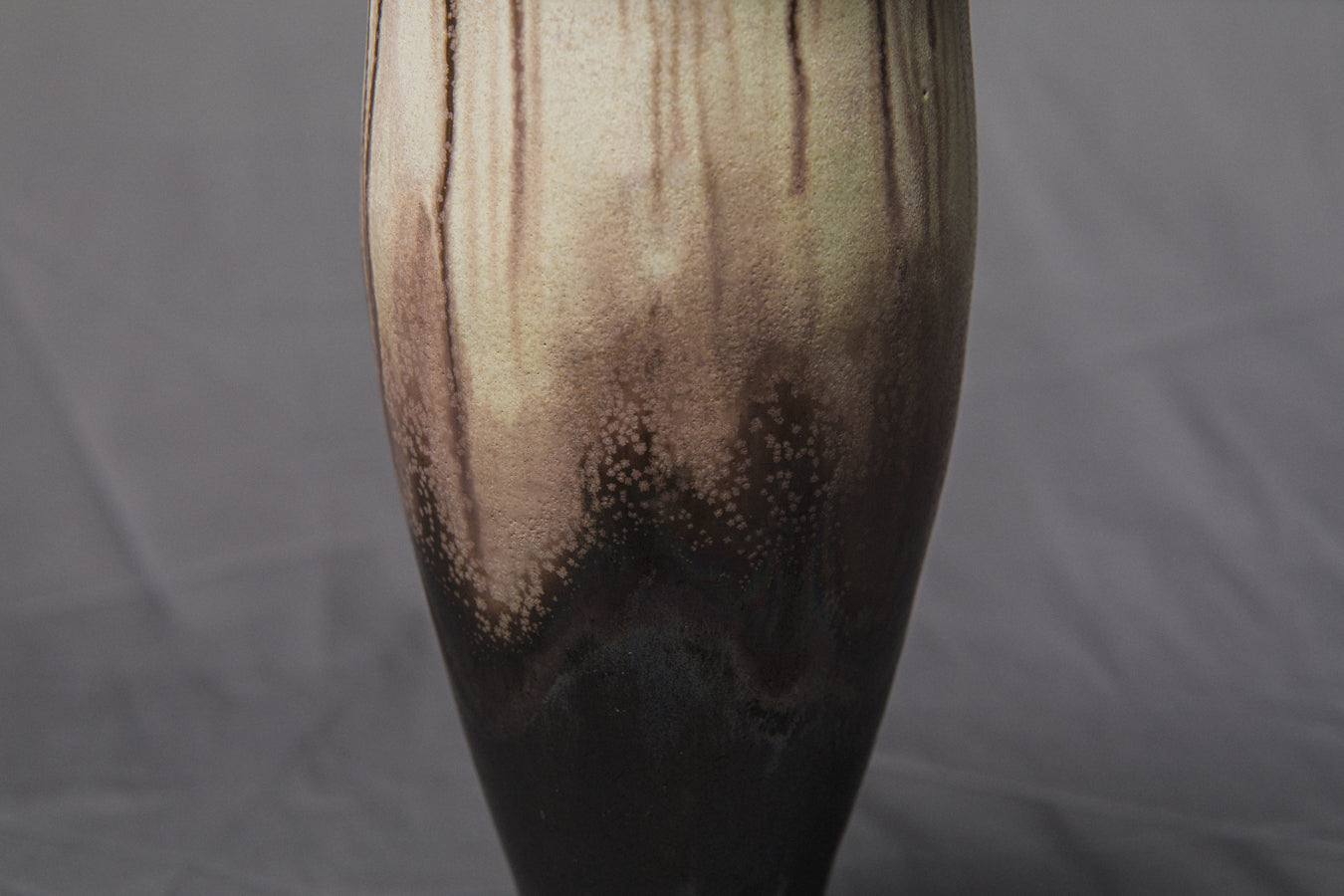Urn VASE by Éva Bod _ 934
