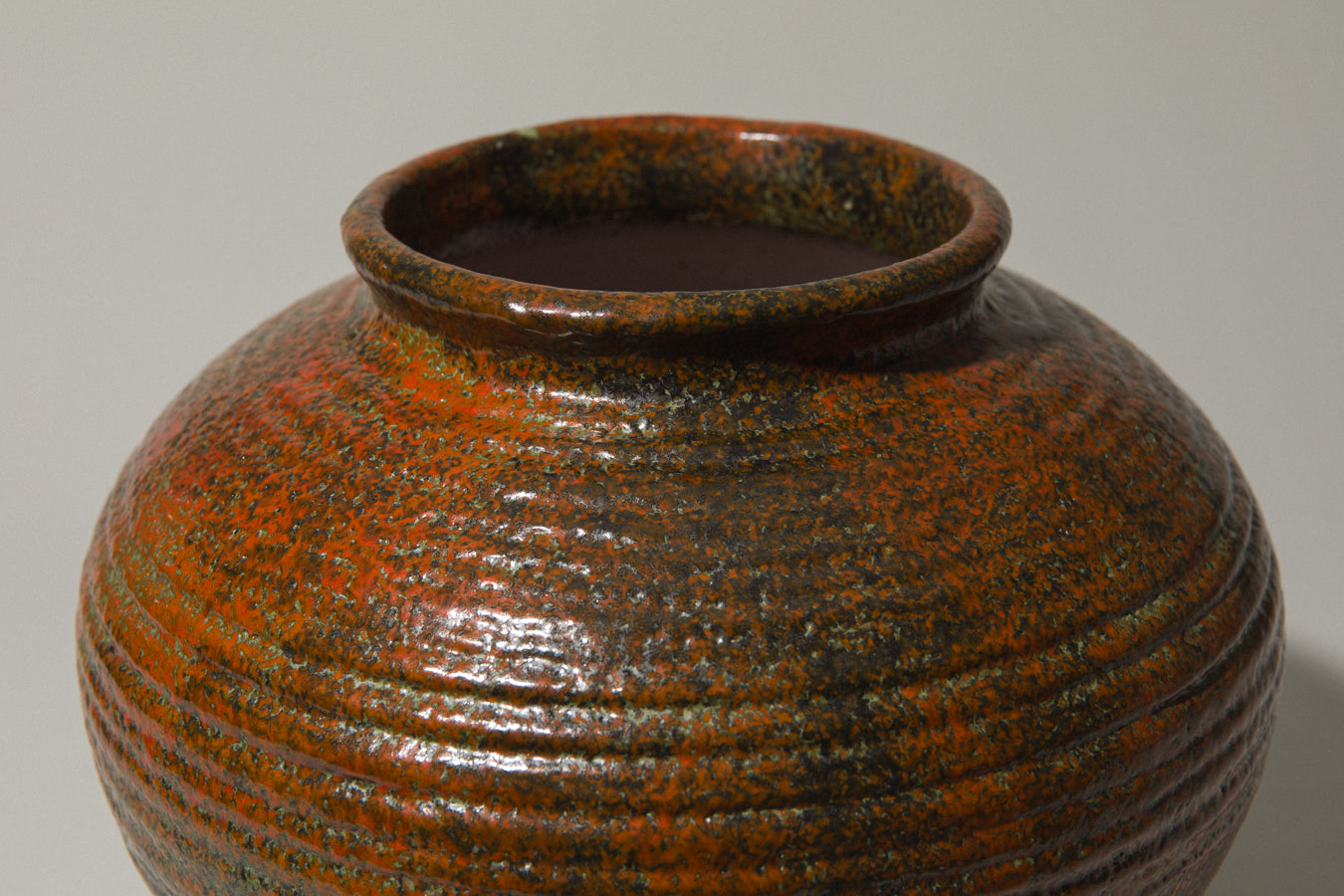 Round VASE by Pesthidegkút Ceramics Factory _ 749