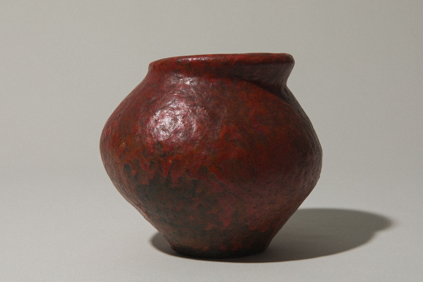 Low wide-mouthed VASE in dark orange by István Gádor