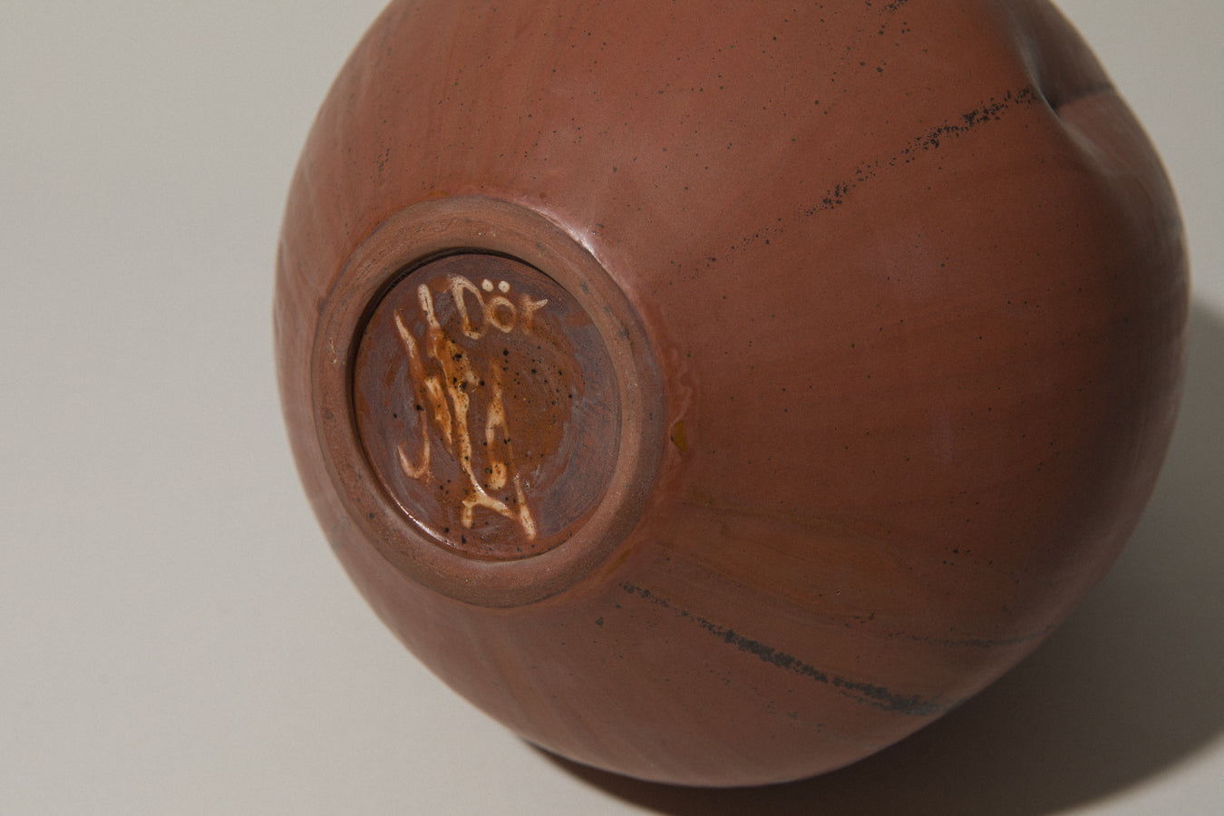 Contemporary ceramic VASE by László Mácsai