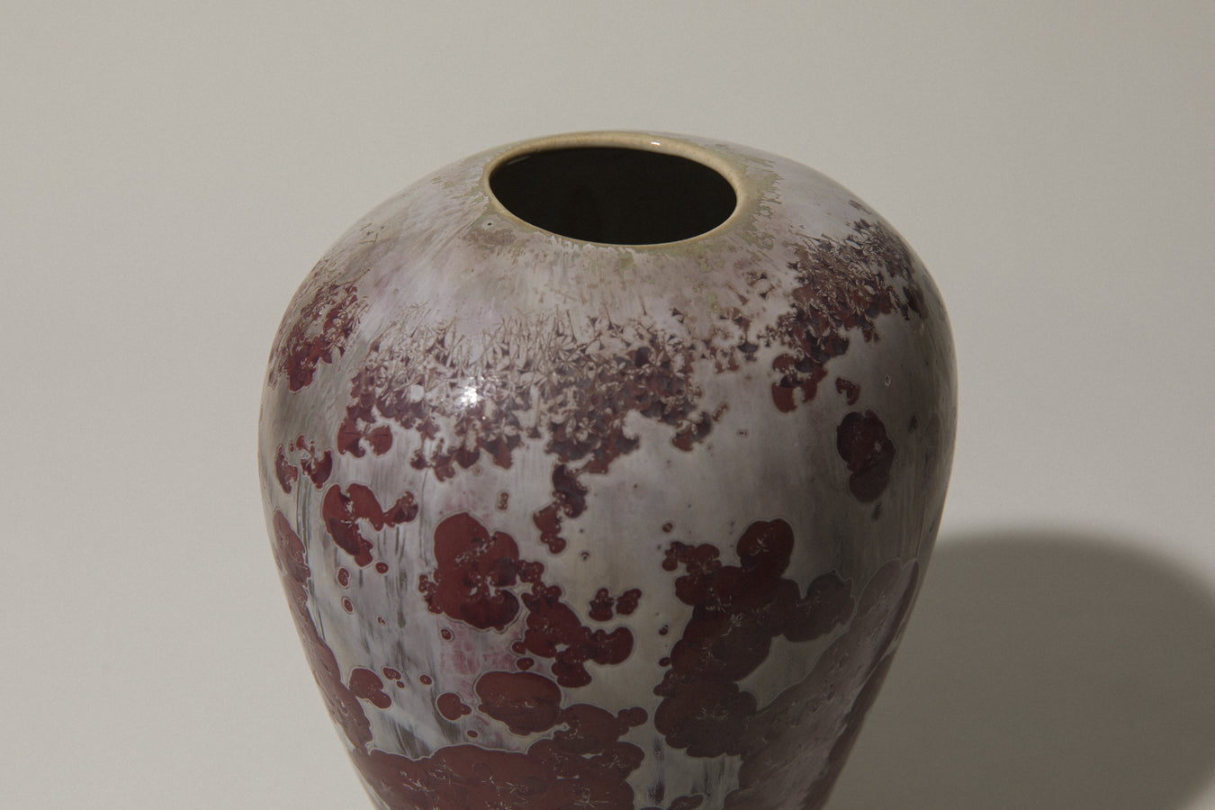 Porcelain VASE with crystalline-glaze