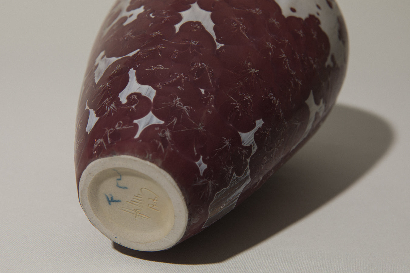 Porcelain VASE with crystalline-glaze