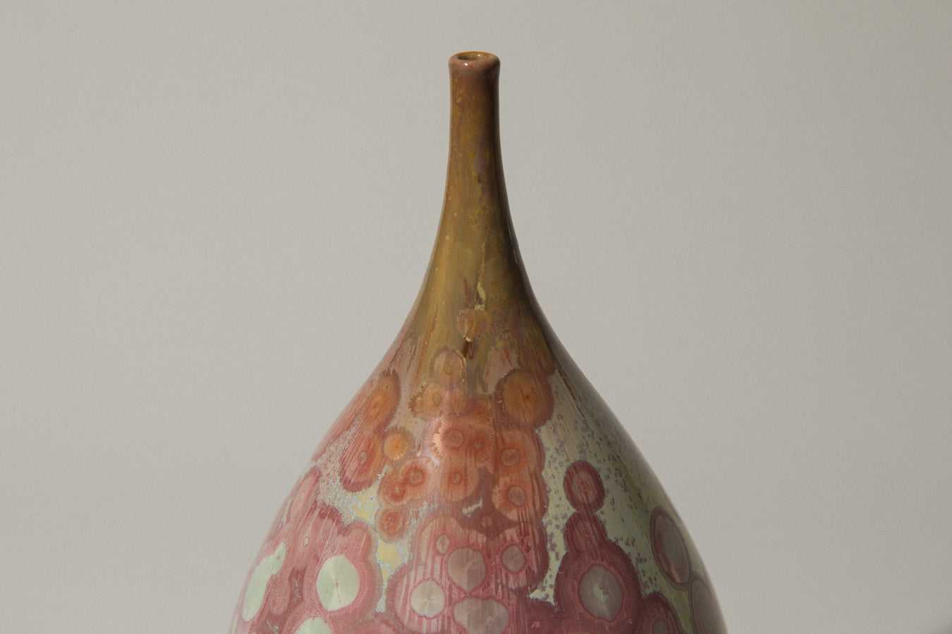 Porcelain VASE with crystalline-glaze
