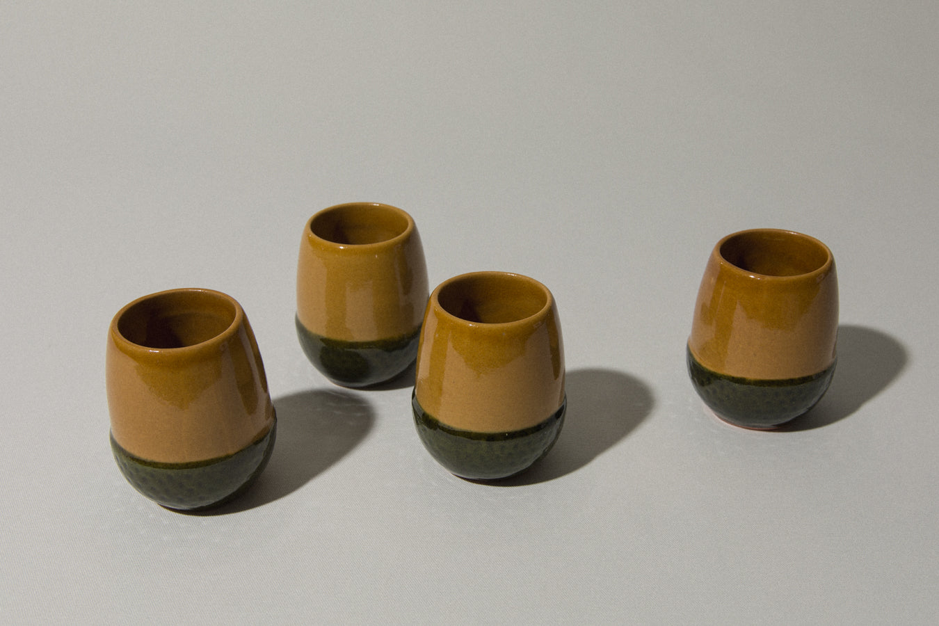 Set of four acorn TUMBLERS _ 846