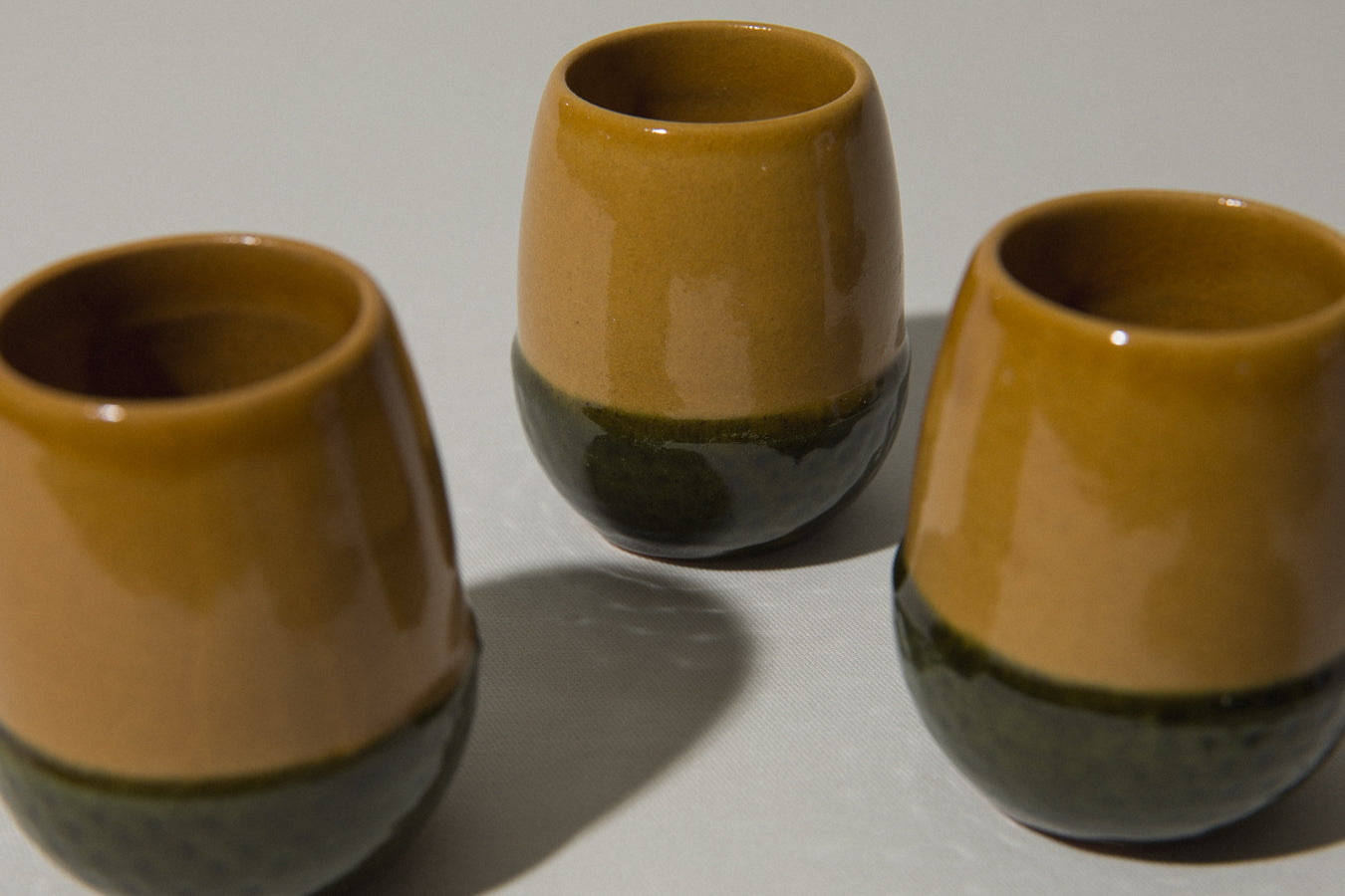 Set of four acorn TUMBLERS _ 846