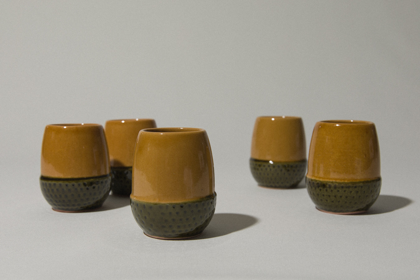 Set of five acorn TUMBLERS _ 847