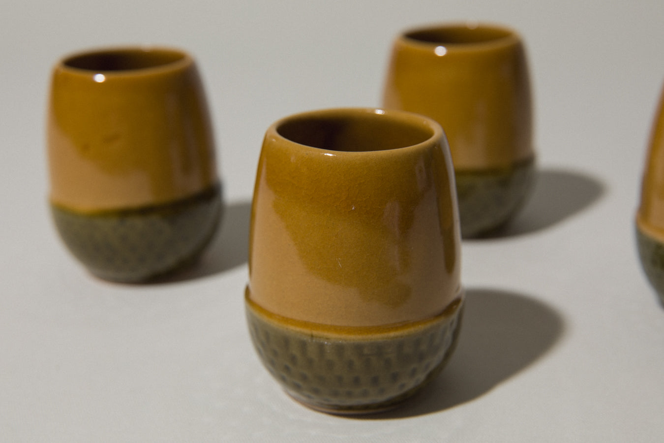 Set of five acorn TUMBLERS _ 848