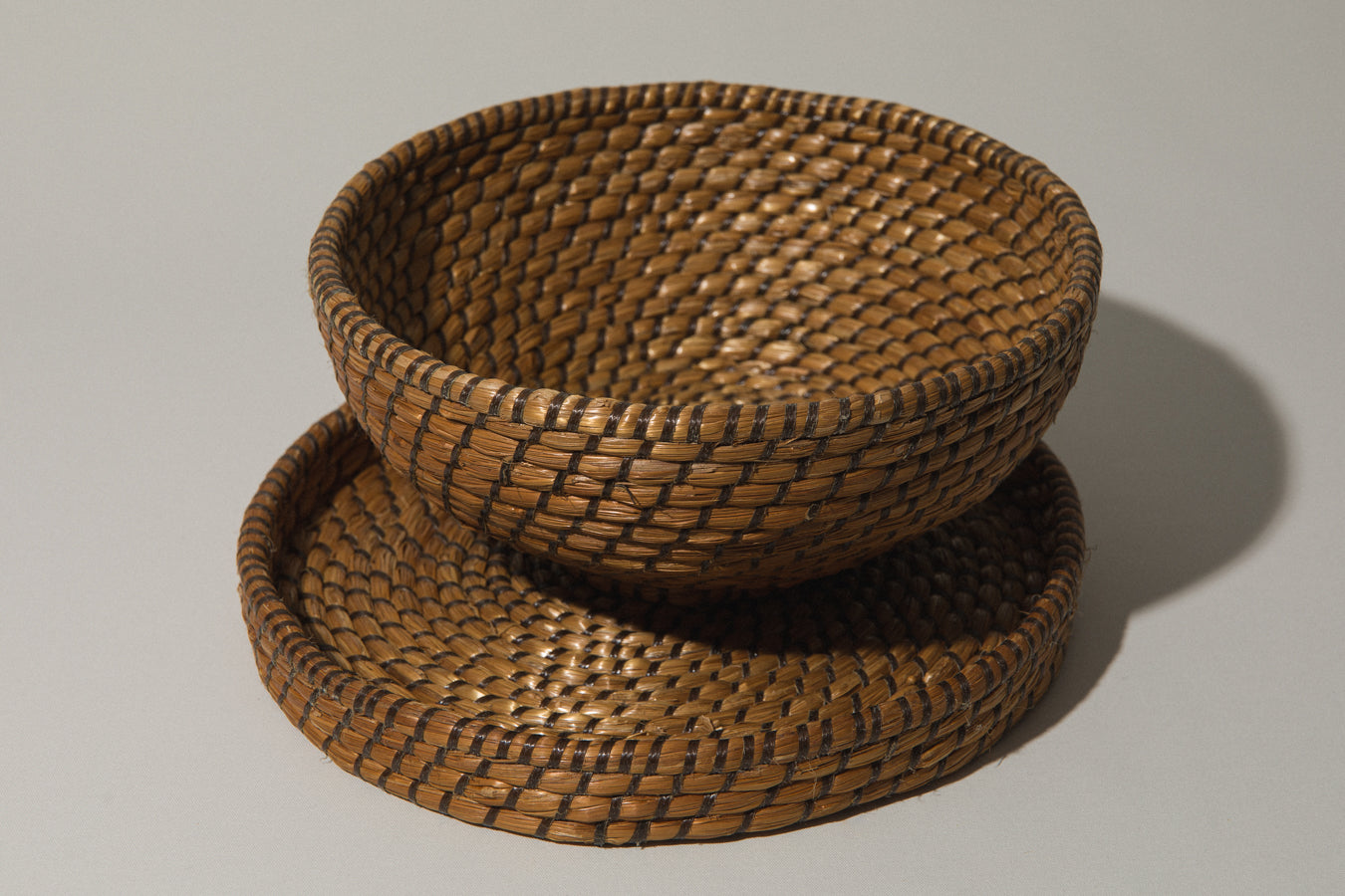 Large lidded STORAGE BASKET