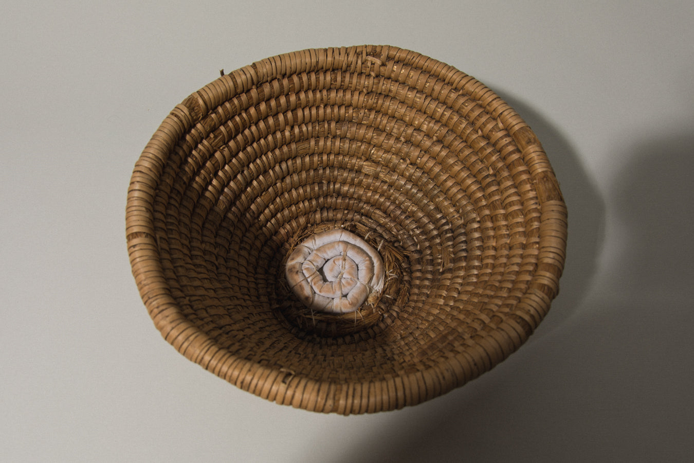 BASKET with textile-trimmed base