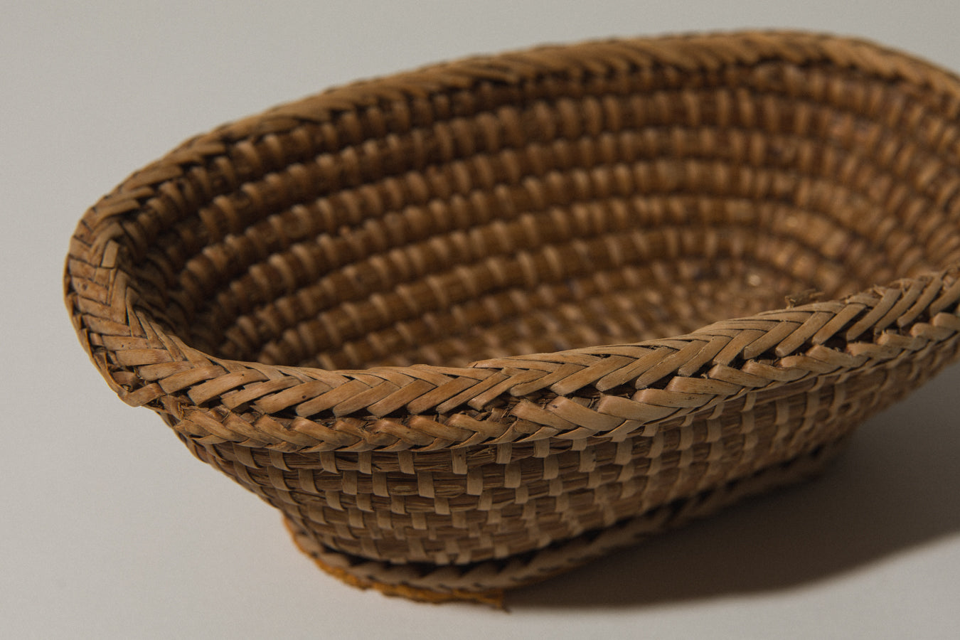 Medium oval BASKET