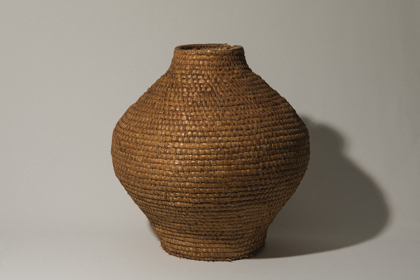 KÓPIC _ large roof thatch STORAGE BASKET