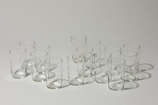 Set of fourteen drinking GLASSES