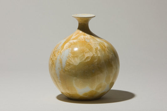 Porcelain VASE with white-yellow crystalline-glaze