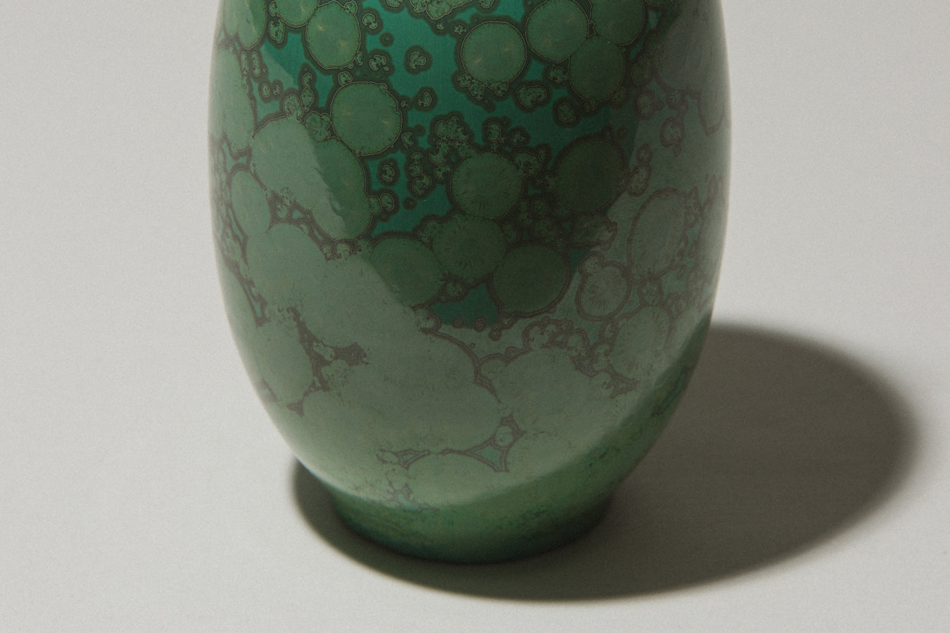Porcelain VASE with green crystalline-glaze