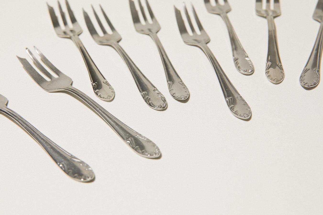 Eleven-pack DESSERT FORKS