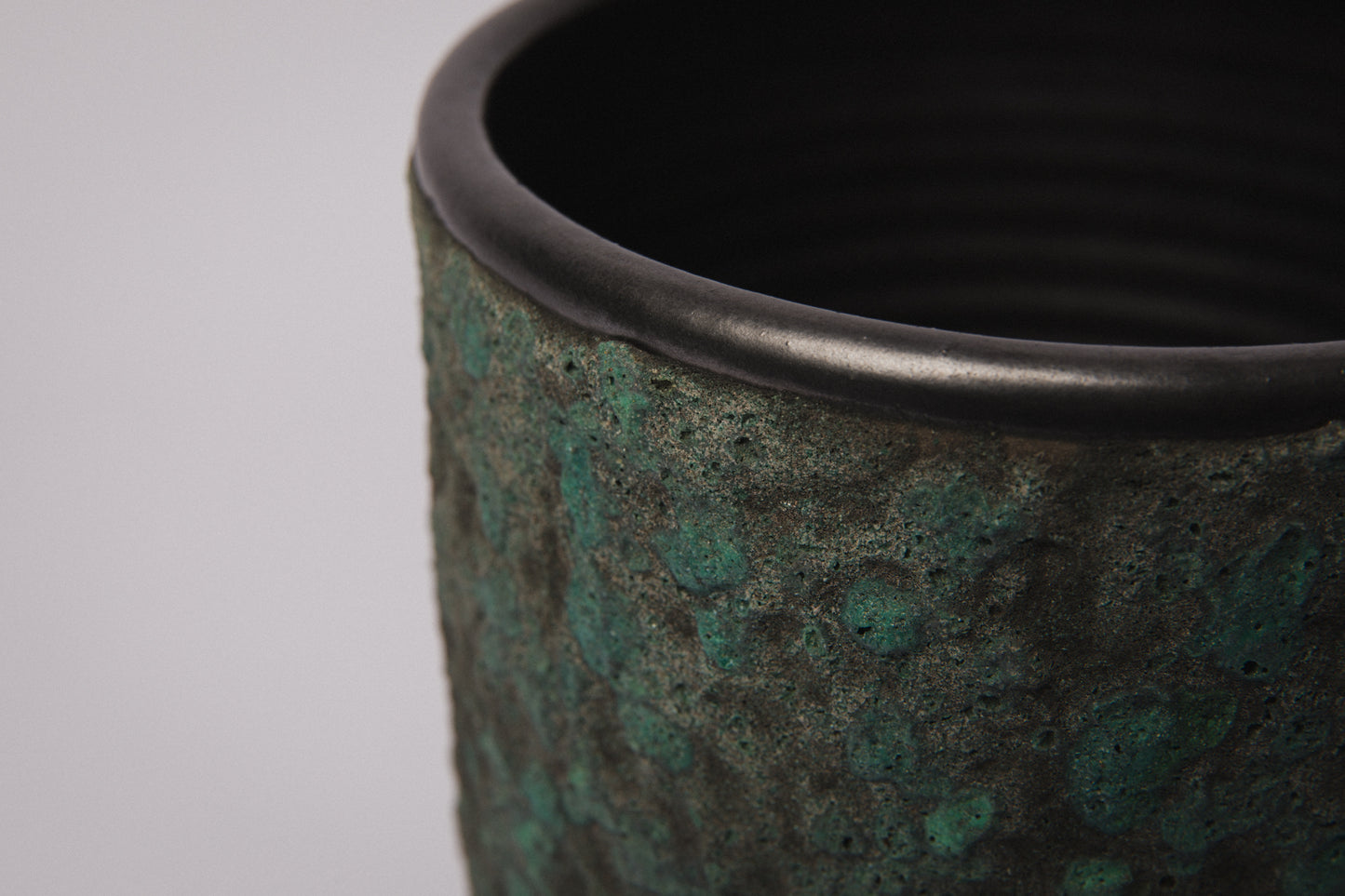 Viktor Janáki PLANTER _ 1408