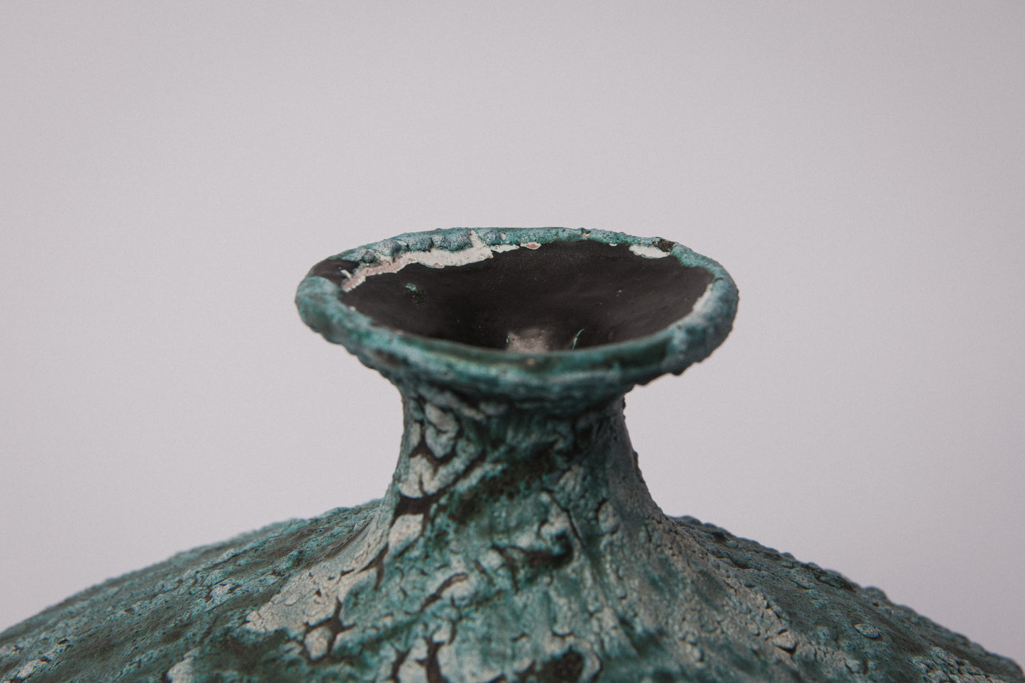 Béla Mihály VASE _ 1411