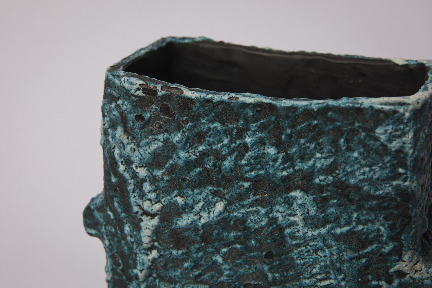 Béla Mihály column VASE _ 1412