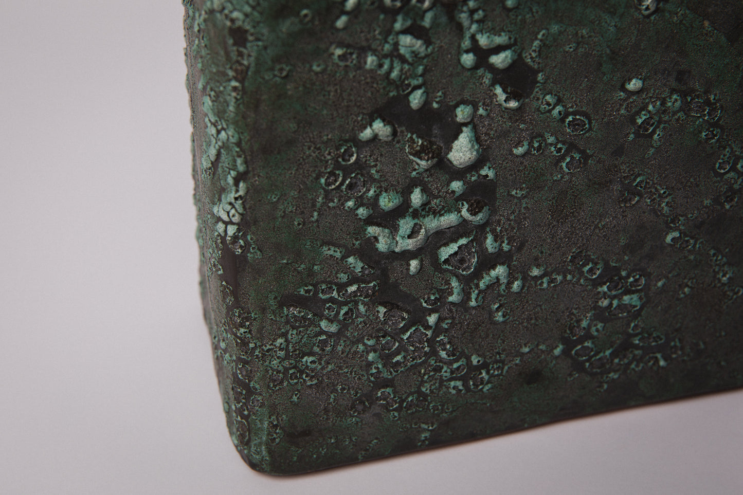 Béla Mihály column VASE _ 1414