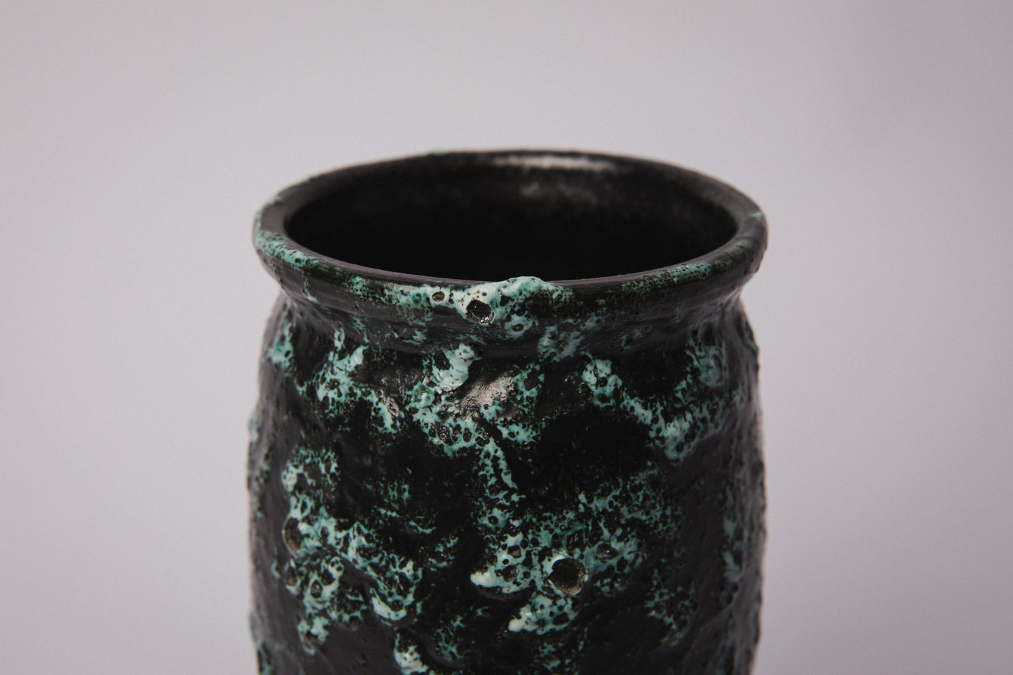 Béla Mihály VASE _ 1416