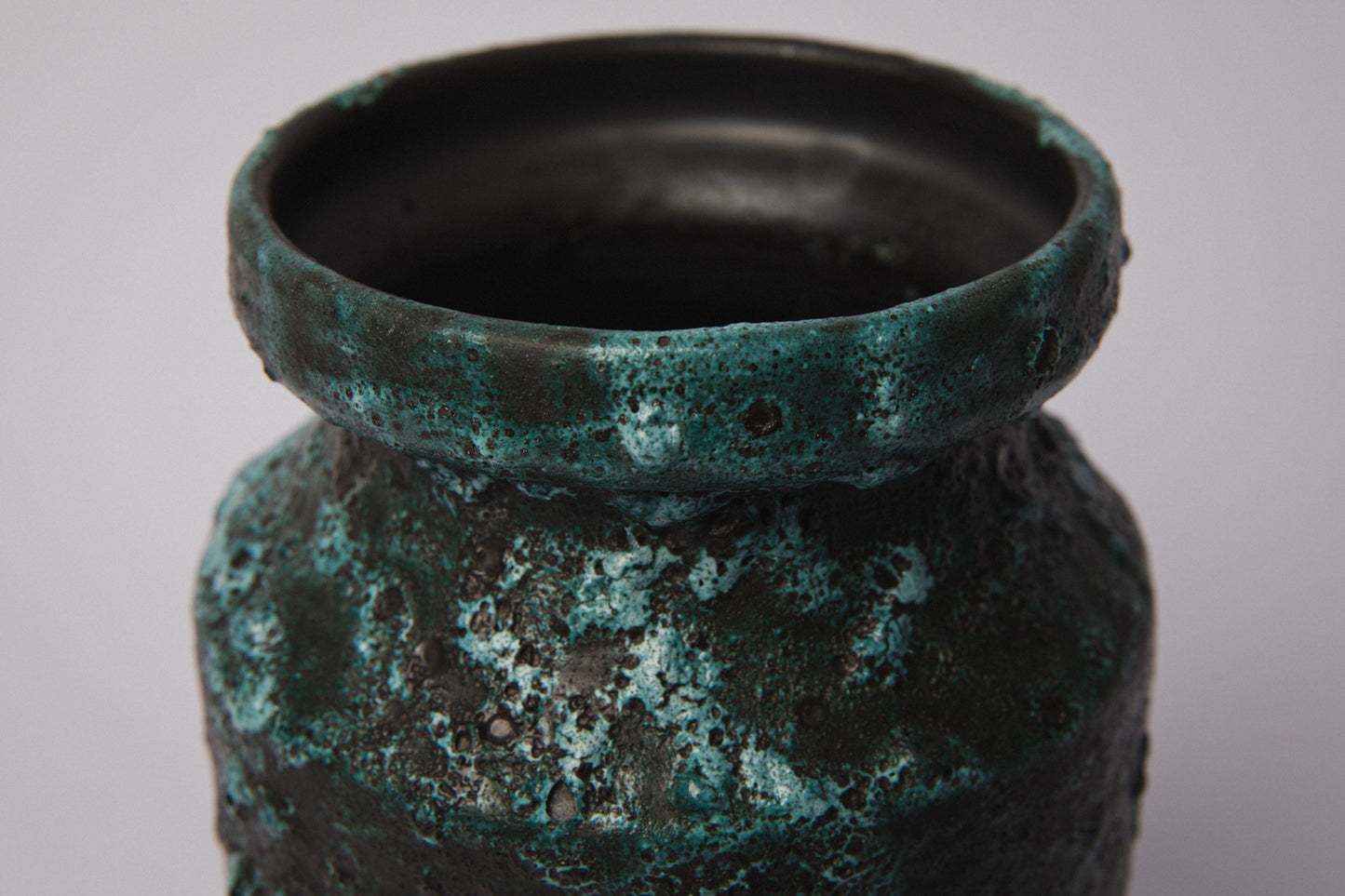 Béla Mihály VASE _ 1417