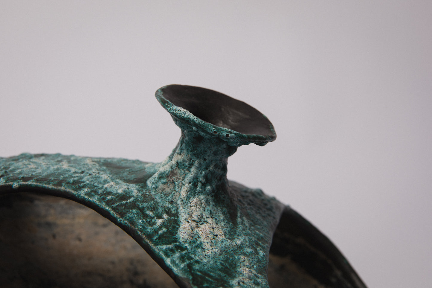 Béla Mihály HANGING POT _ 1439